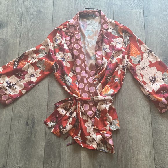 NEW ZARA WRAP KIMONO SHIRT, WITH TIE BELT- US M - Picture 3 of 4